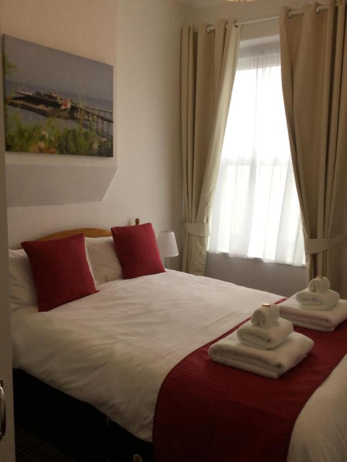 Fernville Guest House 滨海韦斯顿 外观 照片