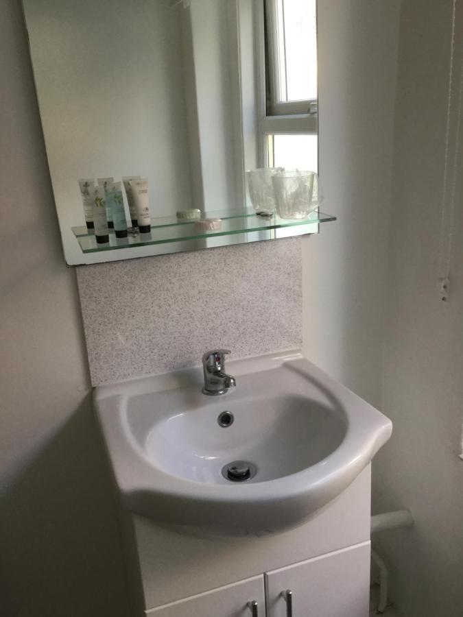 Fernville Guest House 滨海韦斯顿 外观 照片