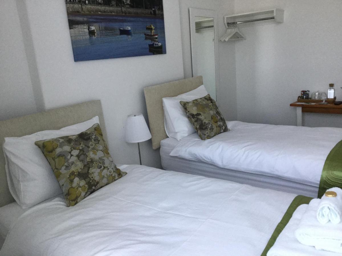 Fernville Guest House 滨海韦斯顿 外观 照片